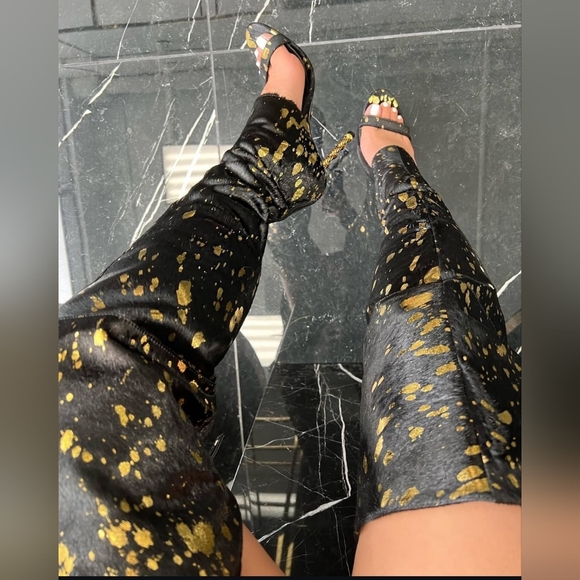 Reverse Dalmatian Boots - Picture 1 of 7